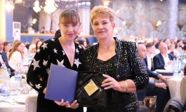 Două antreprenoare din Fălticeni au primit „Trofeul de Excelență” la evenimentul Gala Oamenilor de Afaceri  