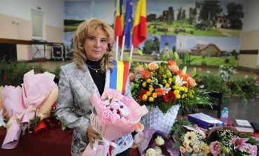 Maria Tomescu rămâne singura femeie primar din zona Fălticeni. Al treilea mandat începe cu  proiecte noi