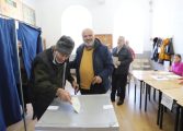 Un bunic în vârstă de 90 de ani s-a prezentat la urne. Fălticeneanul Ion Mihai și-a exercitat dreptul la vot