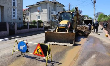 Avarie majoră la rețeaua de apă din Fălticeni. Trei sferturi din oraș este afectat. Când se reia furnizarea apei potabile