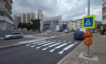 Premieră în infrastructura rutieră din municipiul Fălticeni. Au fost amenajate primele treceri de pietoni înălțate