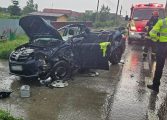 Accident rutier grav în comuna Drăgușeni. Un autotren și un autoturism s-au ciocnit. Șofer în stare de inconștiență