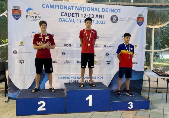 Matei Stan bifează noi performanțe. Sportivul din Mălini este campion național și dublu vicecampion la înot