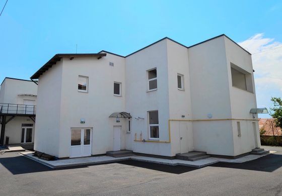 Primăria Fălticeni alocă Școlii „Mihail Sadoveanu”  fonduri de 120.000 de lei pentru dotarea și utilarea noii cantine
