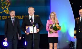 Forțele Navale Române l-au premiat pe primarul comunei Boroaia. Trofeu acordat pentru promovarea valorilor