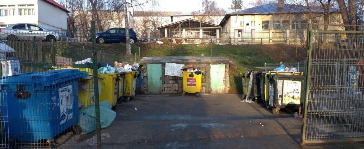 Dispar platformele de depozitare pentru gunoi. Primăria Fălticeni le va înlocui cu containere subterane