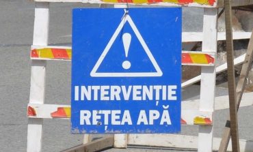 ACET Fălticeni intervine în regim de urgenţă pentru remedierea unor defecţiuni pe strada Armatei
