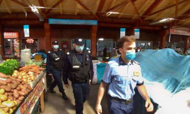 Polițiștii din Fălticeni au început „vizitele” la agenții economici. Acțiuni de instruire pe tema coronavirusului