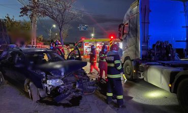Doi șoferi din Fălticeni s-au ciocnit cu mașinile în comuna Șcheia. Polițiștii au întocmit dosar penal