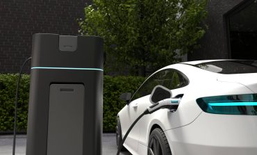 Proiect pentru mobilitate nepoluantă în Fălticeni. 10 stații de încărcare vor fi amplasate pentru mașinile electrice