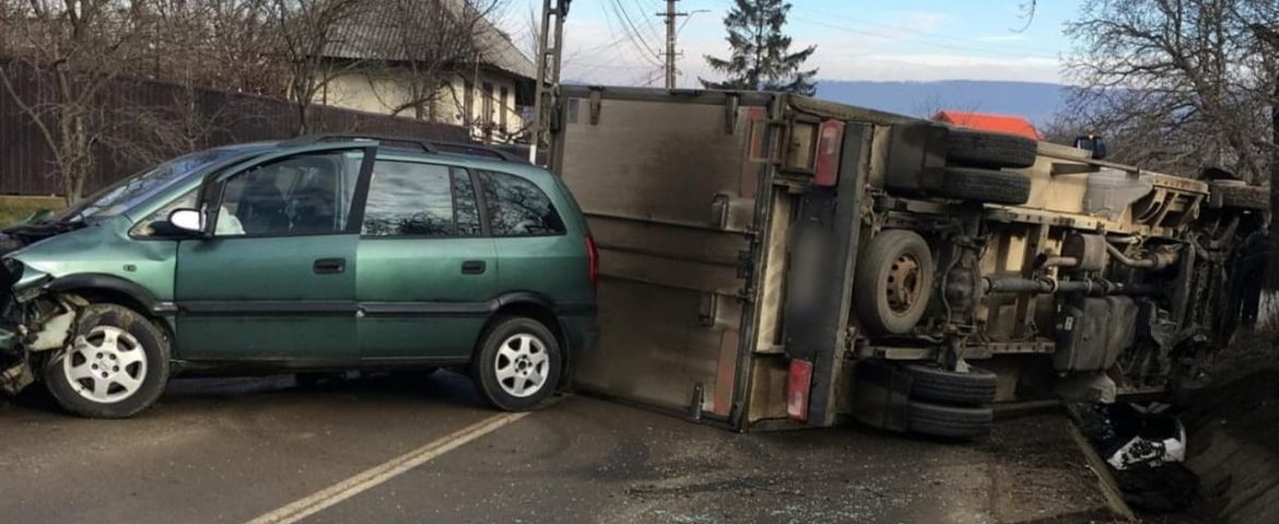 Accidentul rutier din satul Gulia s-a produs pe fondul vitezei excesive. Printre victime este un șofer din Fălticeni