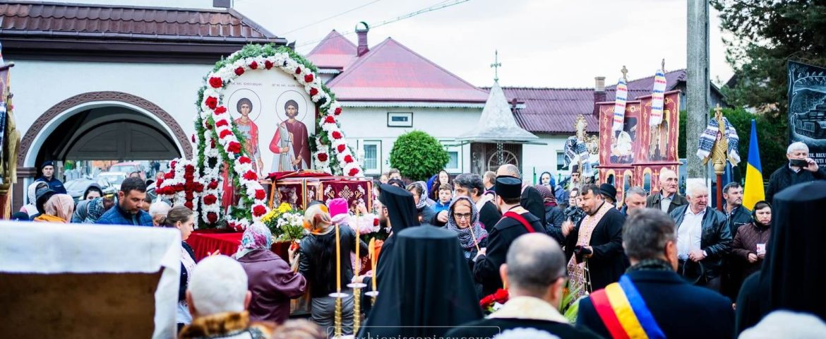 Moaștele și icoana Sfântului Ioan cel Nou vor ajunge la câteva dintre parohiile și mănăstirile aflate în zona Fălticeni