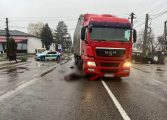 Accident mortal în centrul comunei Boroaia. Pieton lovit de un autotren. Polițiștii fălticeneni desfășoară cercetări