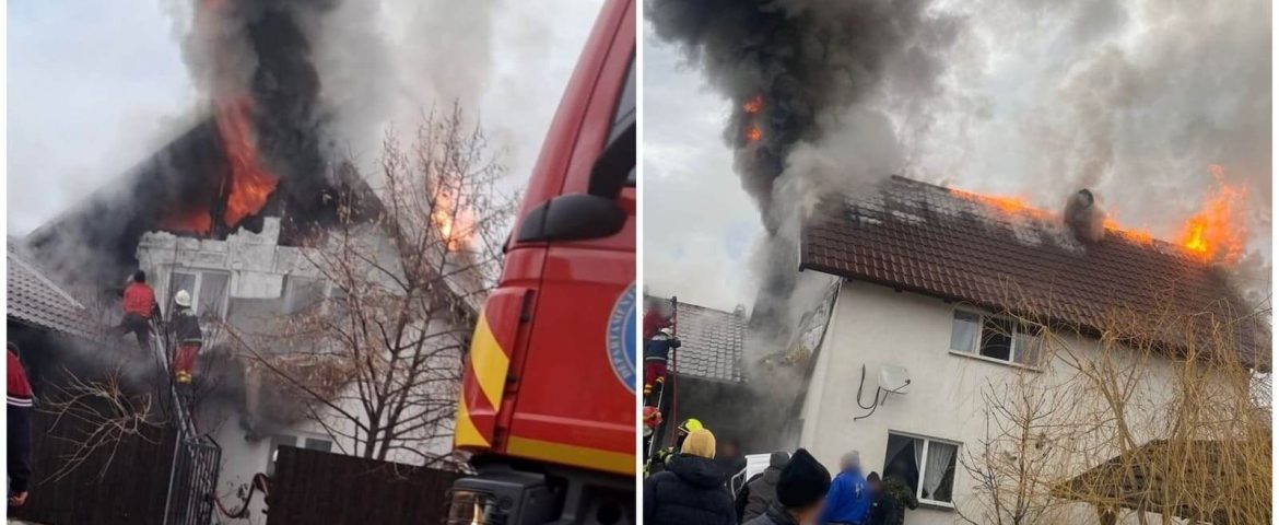 Incendiu produs într-o gospodărie din satul Râșca. Flăcările au afectat acoperișul casei, două anexe și alte bunuri