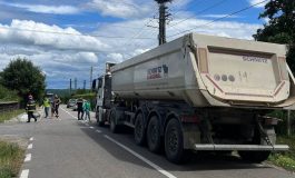 Accident rutier produs în comuna Forăști. Un autocamion s-a ciocnit cu un atelaj hipo. Căruțașul era băut