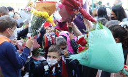Prima zi de școală. Festivități organizate la școlile și colegiile din Fălticeni. Ce mesaje au transmis directorii și autoritățile locale cu ocazia noului an școlar