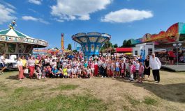 200 de copii din mediul rural au avut parte de cele mai frumoase clipe și surprize la Parcul de distracții din Fălticeni