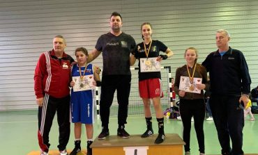 Premieră în boxul feminin. Elevă din Fălticeni medaliată cu bronz la Cupa României